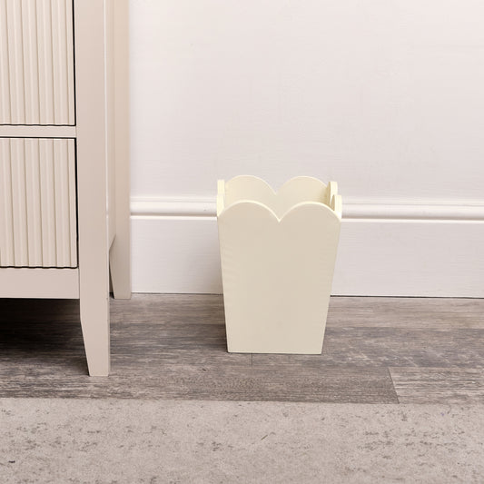  Cream Wooden Scalloped Edge Waste Paper Bin 