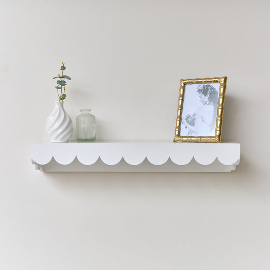  White Scalloped Wall Storage Shelf - 61cm 