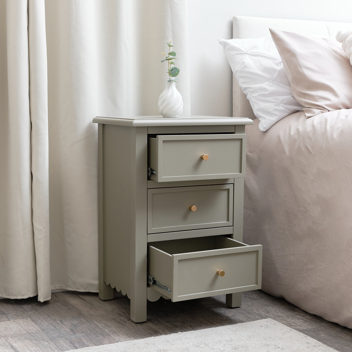 3 Drawer Scalloped Bedside Table - Staunton Taupe Range